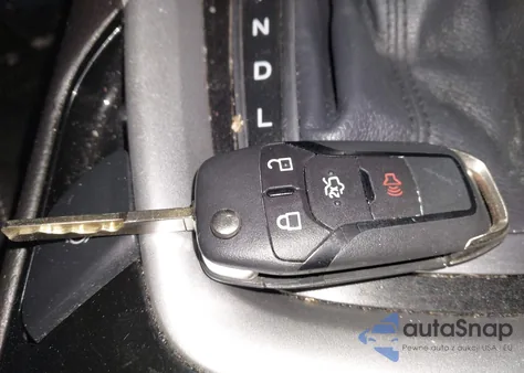 2016 Ford Fusion Hybrid Se z USA, uszkodzony, nr VIN 3FA6P0LU7GR204041